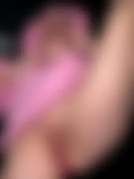 HugeBoobsAlice's Live Sex Cam Show