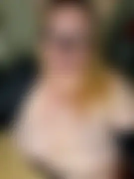 Iceprincess2bad4u 网络视讯表演