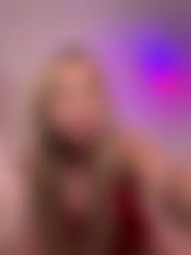 SexySaraxxoo's Live Sex Cam Show