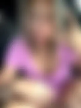 Cherry-red-xo's Webcam Show