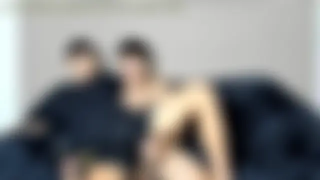 willy_sexxx18's Webcam Show