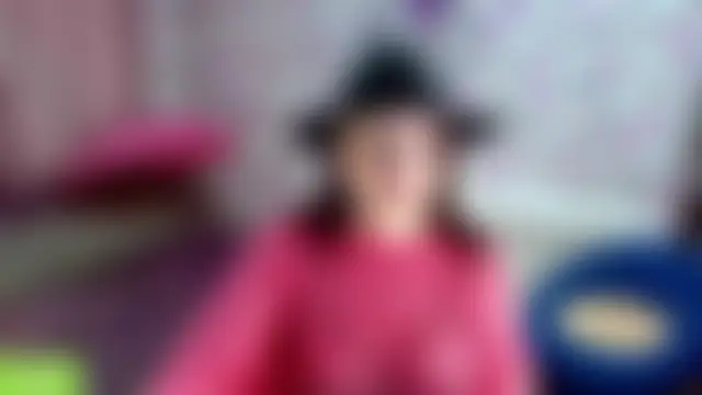 Julia-ru's Live Sex Cam Show