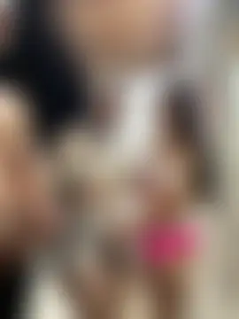 royalgirls_x's Live Sex Cam Show