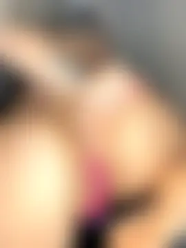 LittleMissEeve's Live Sex Cam Show