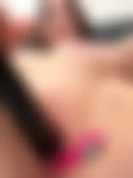 Lady_MiaOlson's Live Sex Cam Show