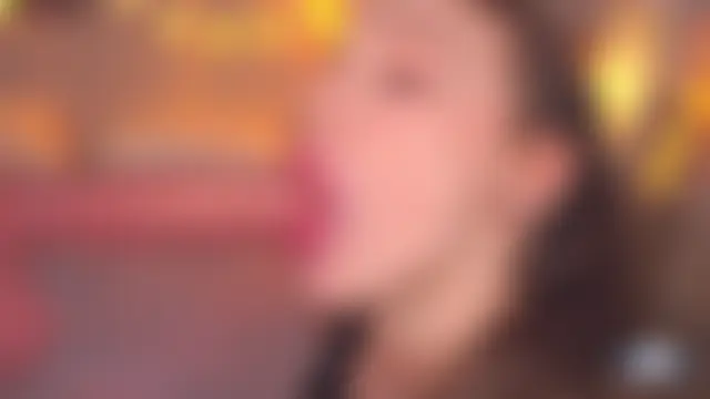 Bllowjoyy Adlı Modelin Web Kamerası Şovu