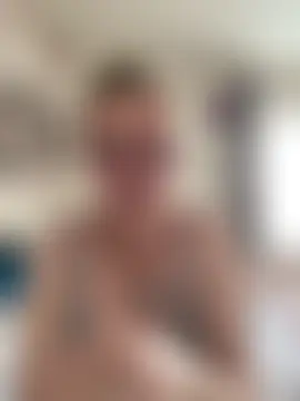 Curvy-Jinx's Live Sex Cam Show