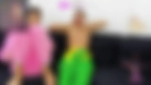 StrawwBoys' Live Sex Cam Show