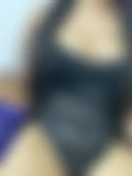 Flfylove's Live Sex Cam Show