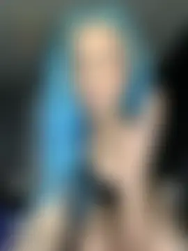 Bluetingx's Live Sex Cam Show