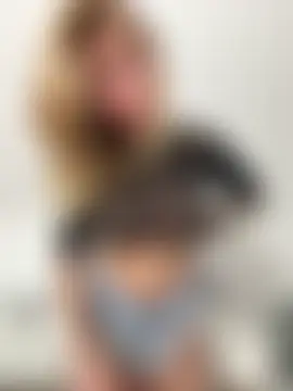 BlueEyesCarole's Live Sex Cam Show