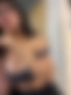 clarachanelricek's Live Sex Cam Show