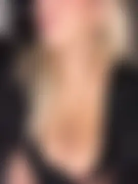 LittleMissEeve's Live Sex Cam Show