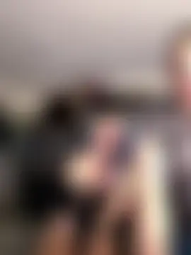 kevin_hotgirls' Live Sex Cam Show