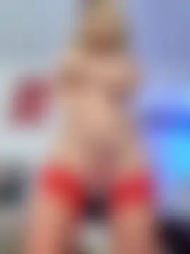 LeaHotxx's Live Sex Cam Show