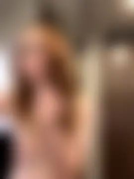 sweet-vixen's Live Sex Cam Show