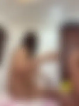 youngcoupleloverose's Webcam Show