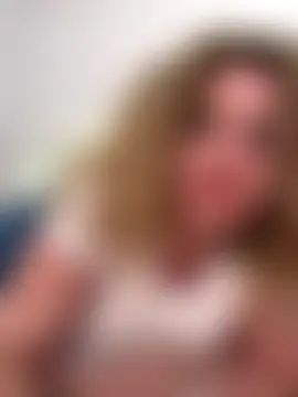 miamellycious' Live Sex Cam Show