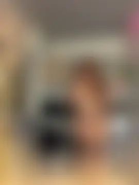 CurvyDesire1's Webcam Show