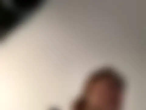 Snowbunnycake_131's Live Sex Cam Show