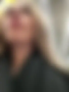 LoraaDoll's Live Sex Cam Show