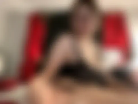 Snowbunnycake_131's Webcam Show