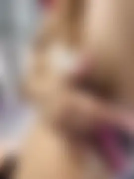 MystiqueXXX's Webcam Show