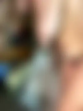 TrenaAnne's Live Sex Cam Show