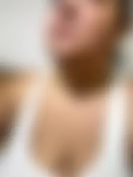 MikyVesela's Live Sex Cam Show