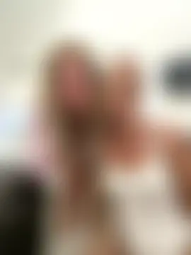 SophieVJ's Live Sex Cam Show