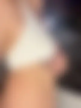 chellerayy's Webcam Show