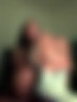 Your_Paris' Live Sex Cam Show