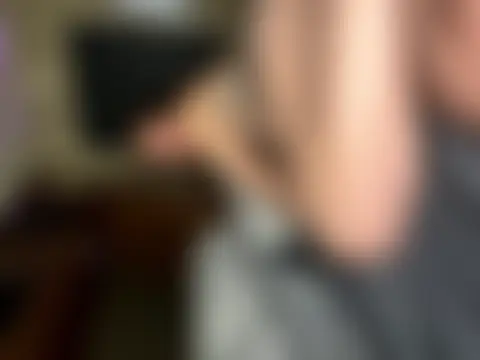 chellerayy's Webcam Show