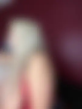 LittleMissEeve's Live Sex Cam Show