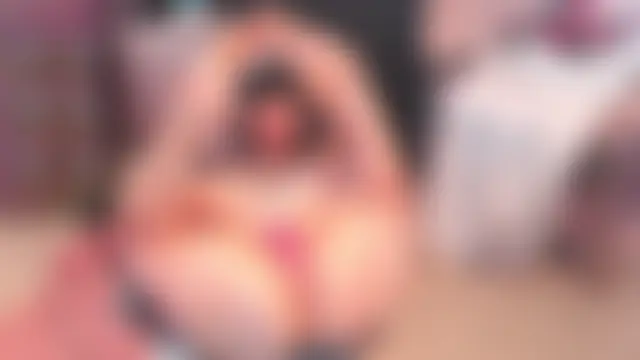 LunaMilav's Webcam Show