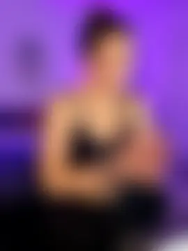 Ellie-L-Elizabeth's Webcam Show