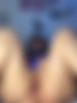 moan4mona's Webcam Show