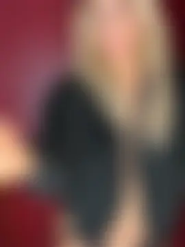 LittleMissEeve's Live Sex Cam Show