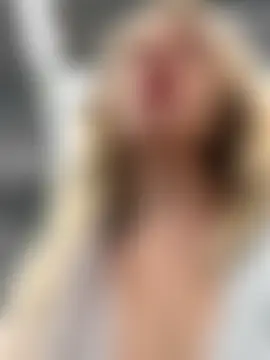 SSSATIVA_model's Live Sex Cam Show