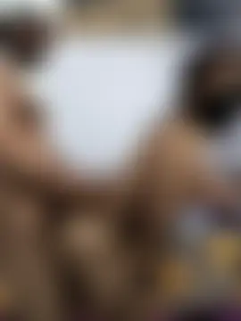 hot_wife_35's Live Sex Cam Show