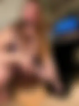 GingerSnap33's Live Sex Cam Show