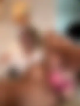 rileylovesyou's Live Sex Cam Show