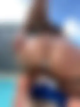 JuicyFruits93's Live Sex Cam Show