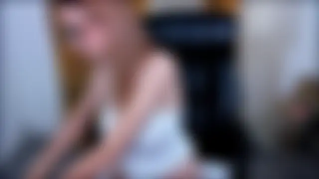 NaughtyWifey1's Live Sex Cam Show