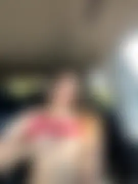 DoriDeluxe66's Live Sex Cam Show