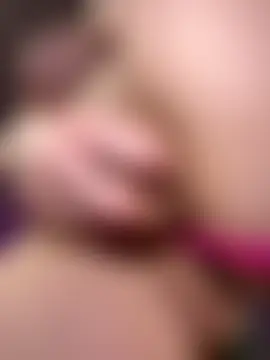 HugeBoobsAlice's Live Sex Cam Show