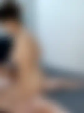 Aleioji10's Live Sex Cam Show