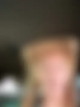 GoldenFlameGoddess' Live Sex Cam Show