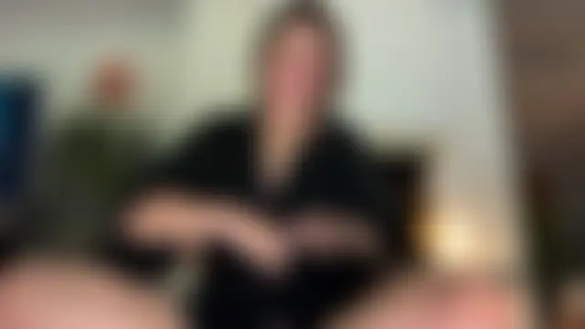 Velvetwitch87's Live Sex Cam Show