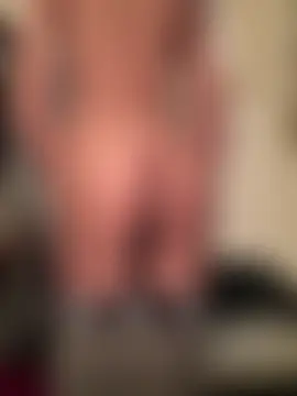 LilTwink22's Webcam Show